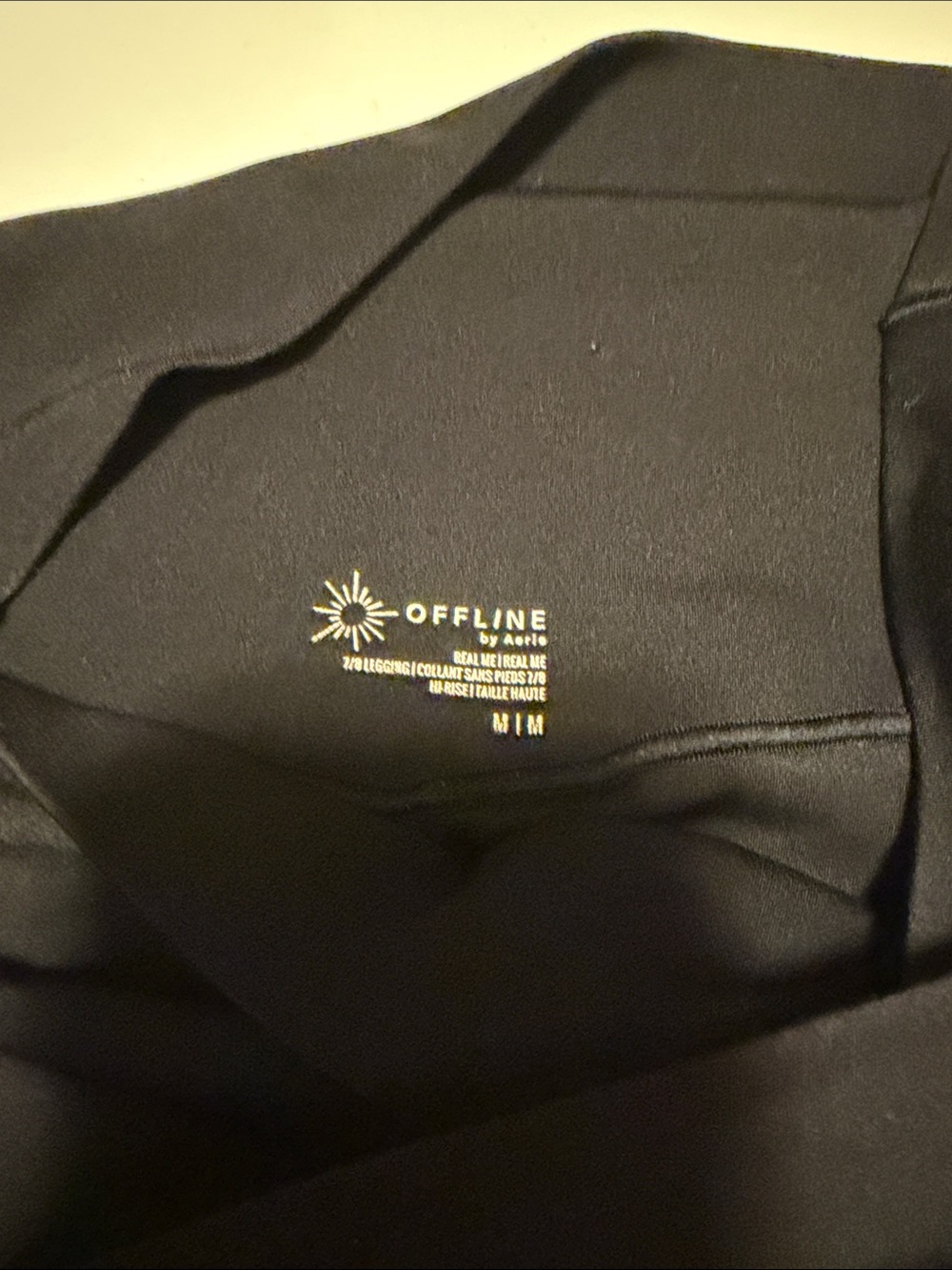 Aerie Black Crossover Waist Style Leggings Size Medium - Picture 3 of 8
